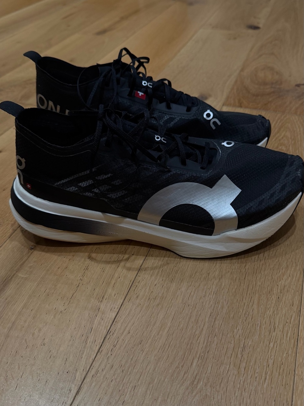 On Cloud BoomStrike Men's Black Running Shoes